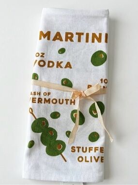 Saks Fifth Avenue White Martini Olive Print Kitchen Towel
